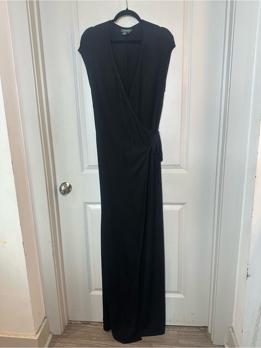 LAUREN RALPH LAUREN True Wrap Cap Sleeve Side Tie Black Maxi Dress, Large